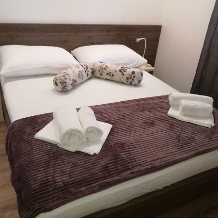 Apartmani Marinovic بودغورا المظهر الخارجي الصورة