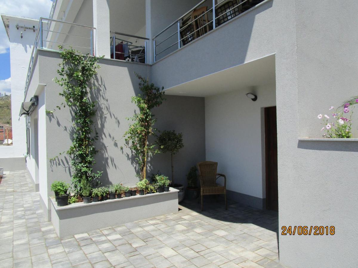 Apartmani Marinovic بودغورا المظهر الخارجي الصورة
